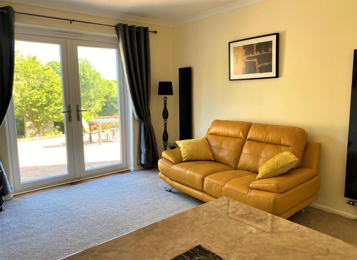 Luxury Suntrap In Private Complex St Leonards Διαμέρισμα Χέιστινγκς Εξωτερικό φωτογραφία